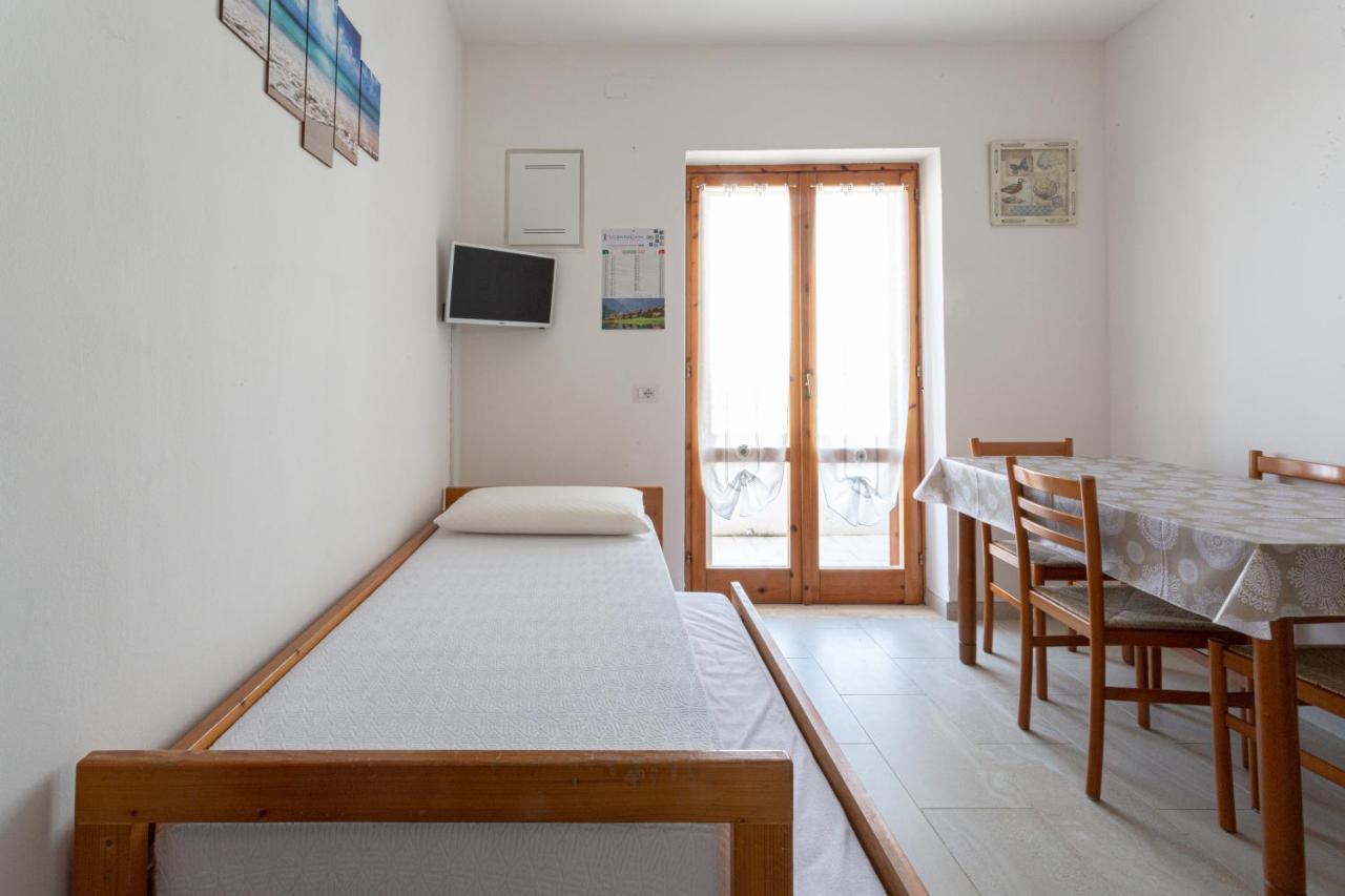 Bilocale Climatizzato A 50 M Dalla Spiaggia Con Posto Auto Privato 리도 마리니 외부 사진